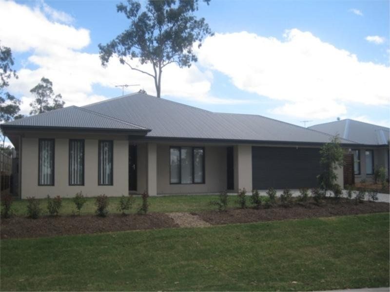38 Stoney Creek Circuit, Ormeau QLD 4208