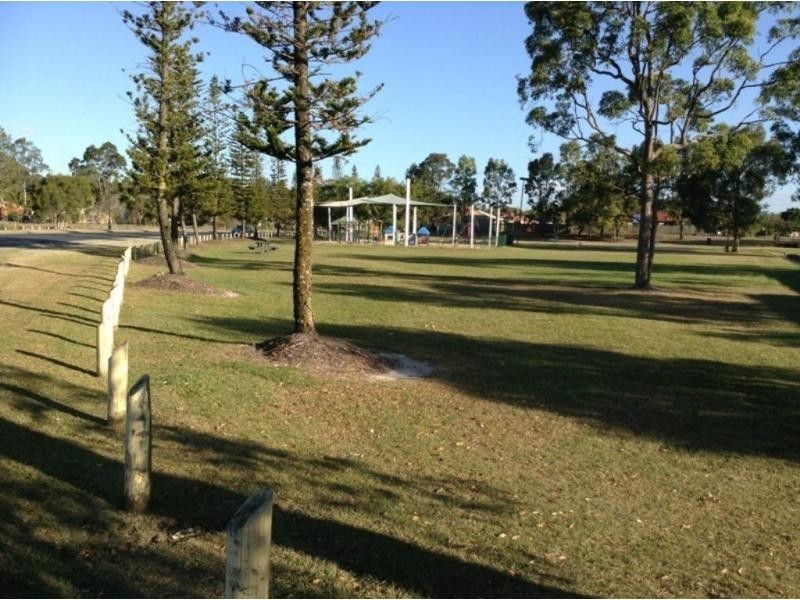 8 Beetson Court, Eagleby QLD 4207
