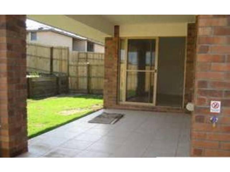 1/26 Cranberrie Crescent, Pimpama QLD 4209