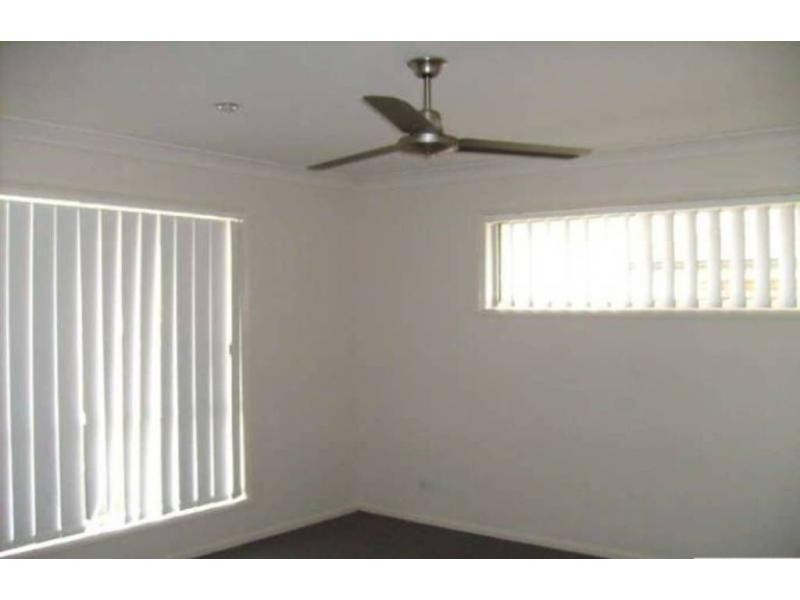 3 Charlton Crescent, Ormeau QLD 4208