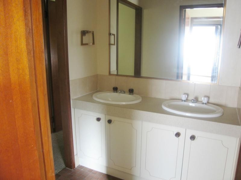 21 Holmes Court, Mount Warren Park QLD 4207