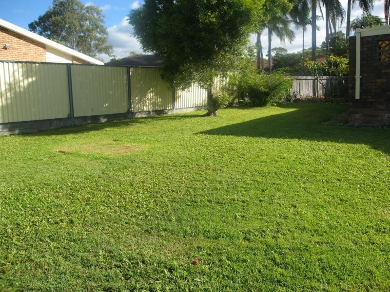 21 Holmes Court, Mount Warren Park QLD 4207