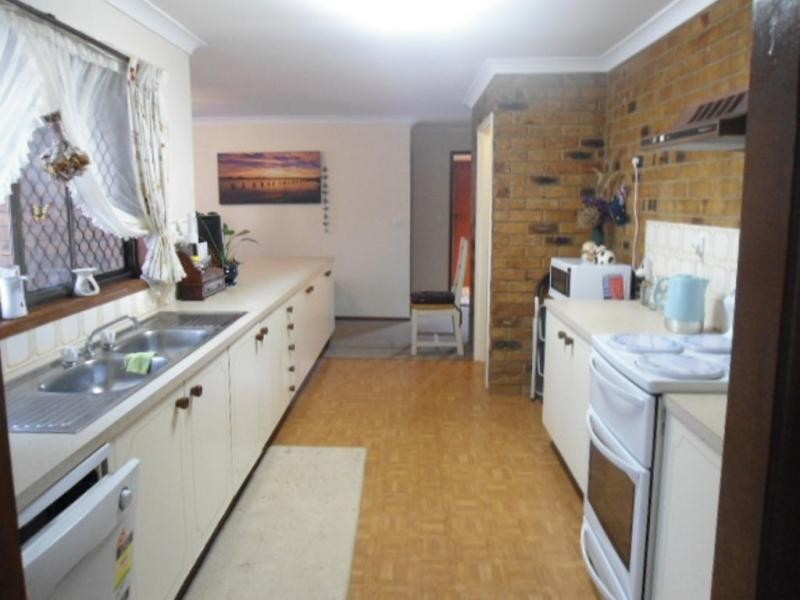 21 Holmes Court, Mount Warren Park QLD 4207