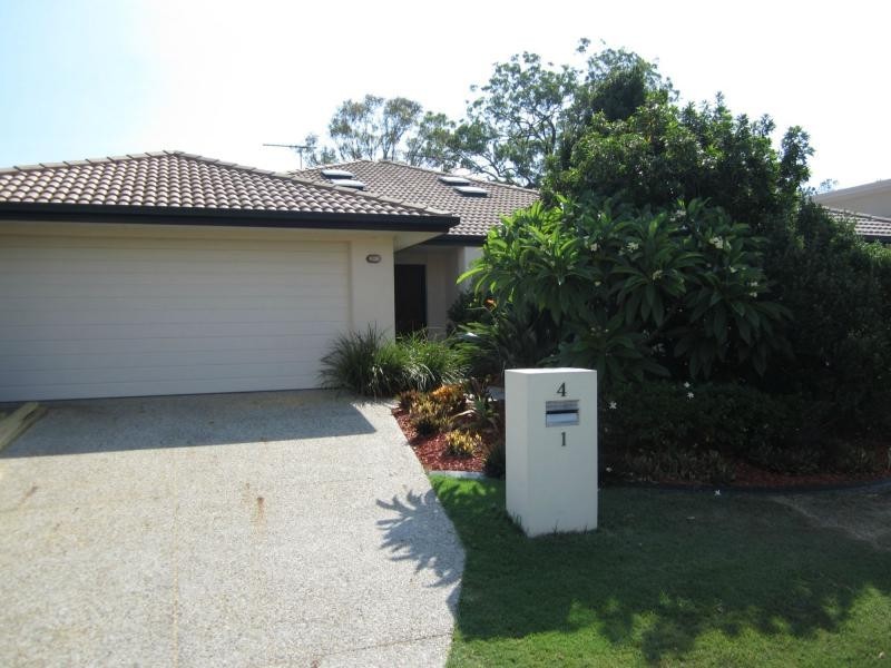 1/4 Benson Street, Ormeau QLD 4208