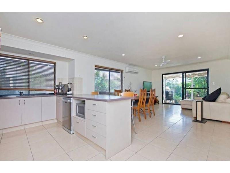 1/4 Benson Street, Ormeau QLD 4208