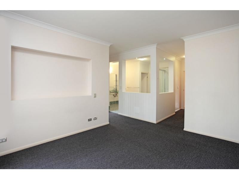 4 Peachester Close, Ormeau QLD 4208
