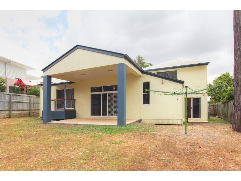 4 Peachester Close, Ormeau QLD 4208