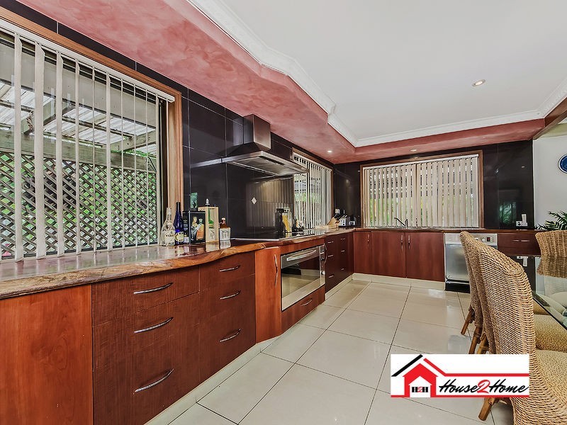 12 Umbango Drive, Pimpama QLD 4209