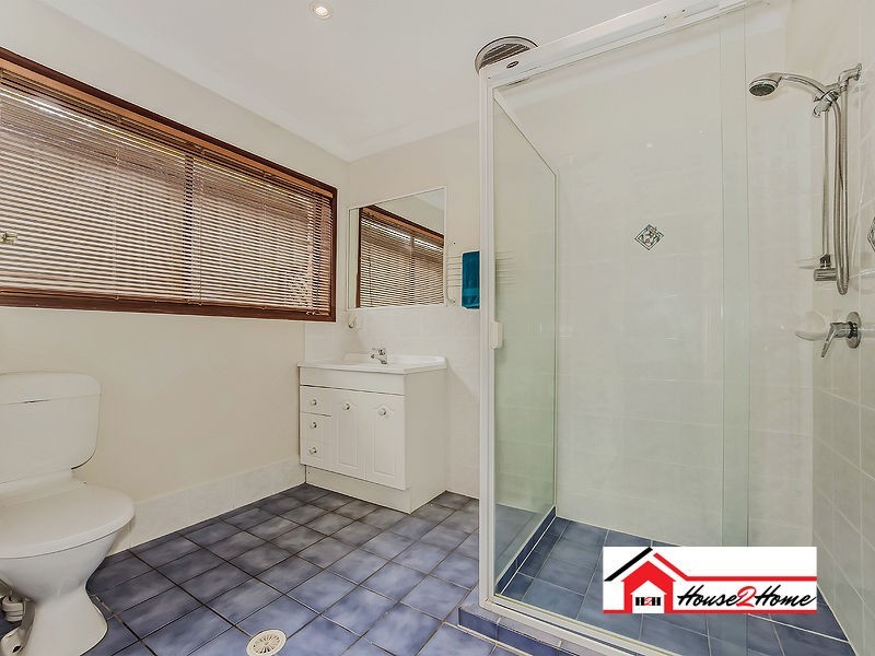 12 Umbango Drive, Pimpama QLD 4209