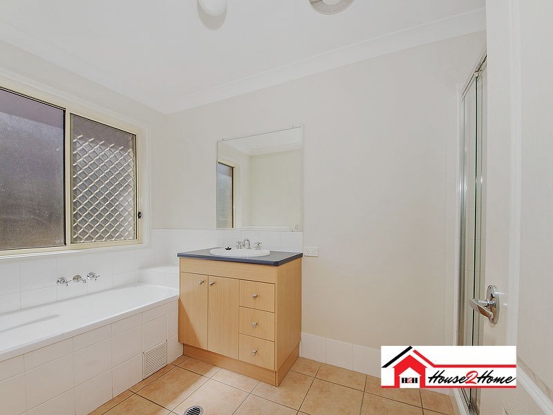 63 Bedivere Drive, Ormeau QLD 4208
