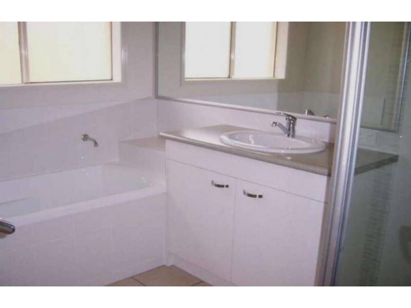 20 Barrington Street, Upper Coomera QLD 4209