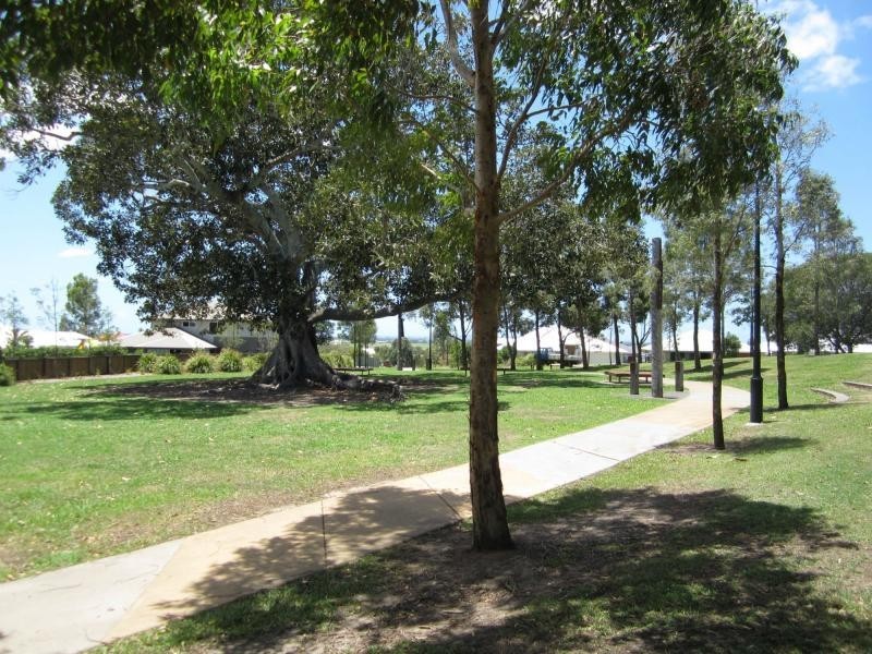 42 Hazelmere Crescent, Ormeau QLD 4208