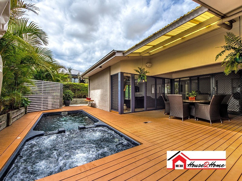 17 Lauradale Crescent, Ormeau QLD 4208