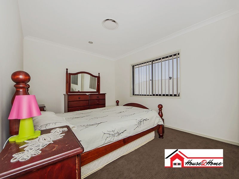 37 Lynbrook Avenue, Ormeau QLD 4208
