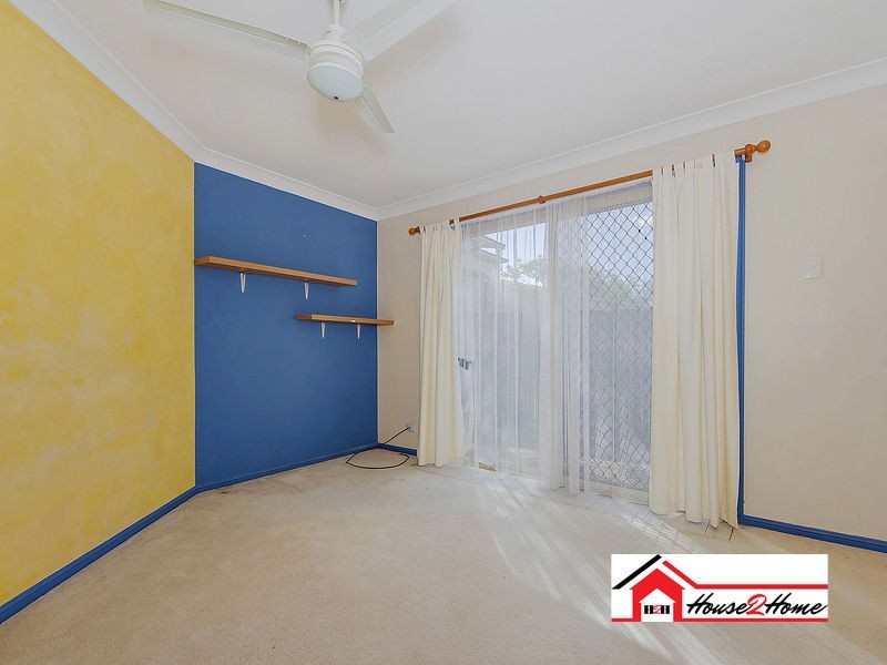 8 Wantana Crescent, Edens Landing QLD 4207