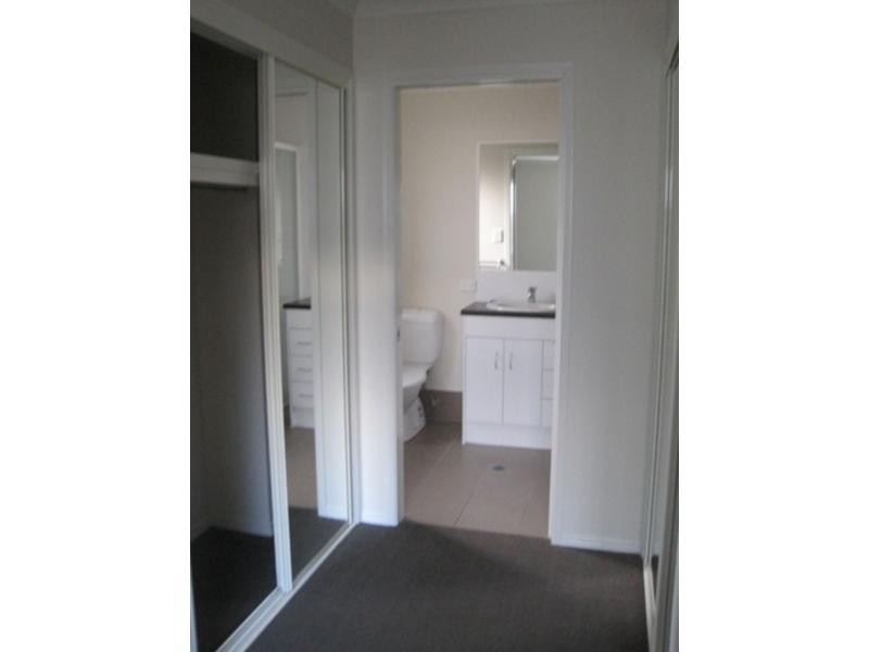 Duplex 1/115 Karall Street, Ormeau QLD 4208