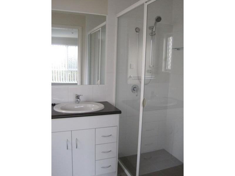 Duplex 1/115 Karall Street, Ormeau QLD 4208