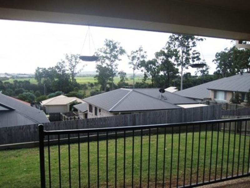 7 Paris Parade, Ormeau QLD 4208