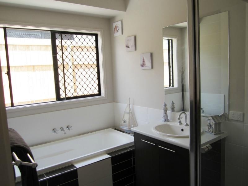 4 Preston Street, Ormeau Hills QLD 4208