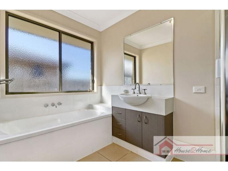 1 Mimosa Street, Ormeau QLD 4208