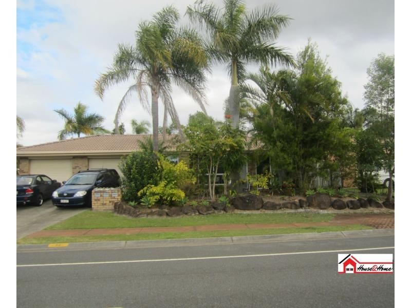 2/38 Village Way, Oxenford QLD 4210