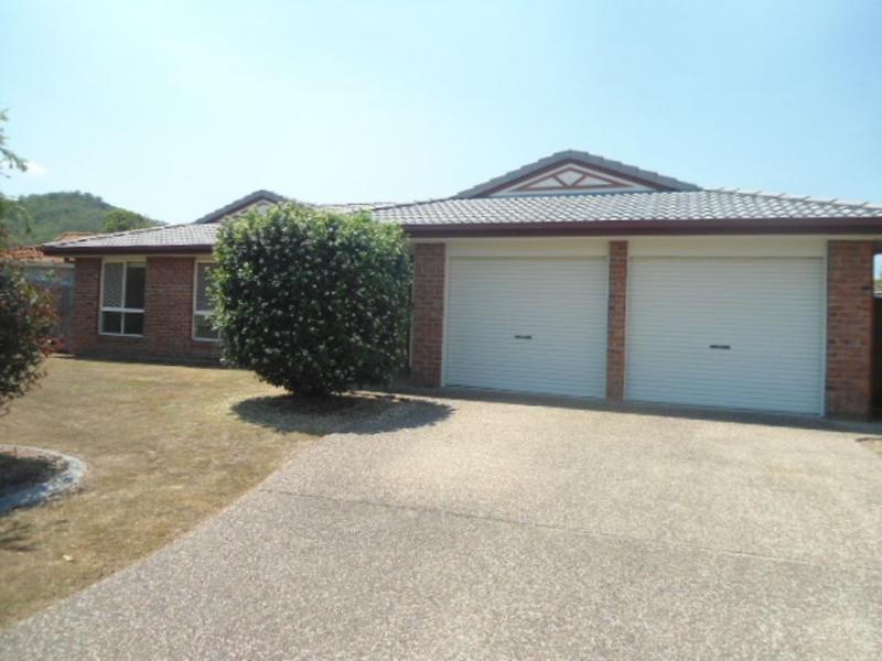 30 Lennon Drive, Windaroo QLD 4207