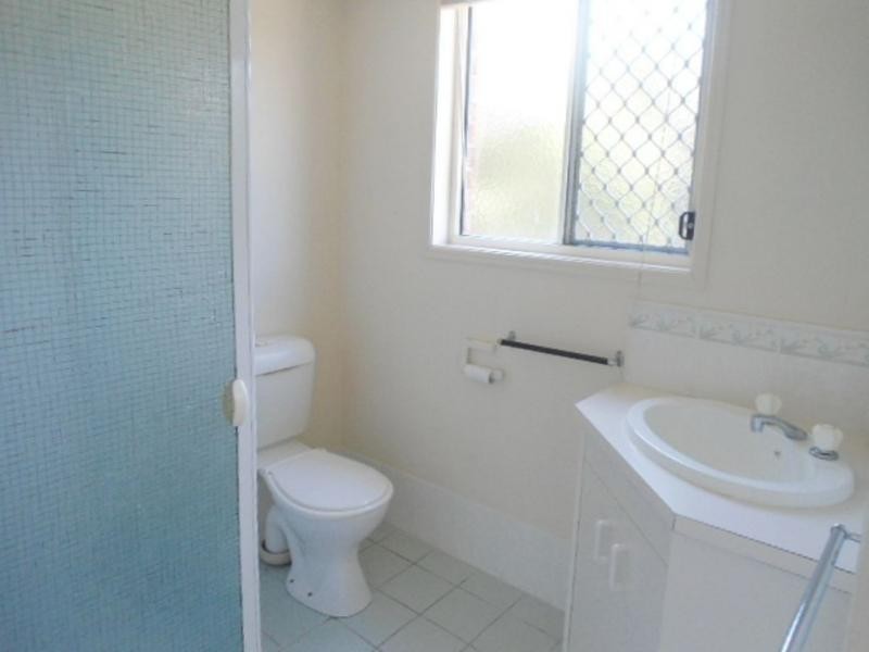 30 Lennon Drive, Windaroo QLD 4207