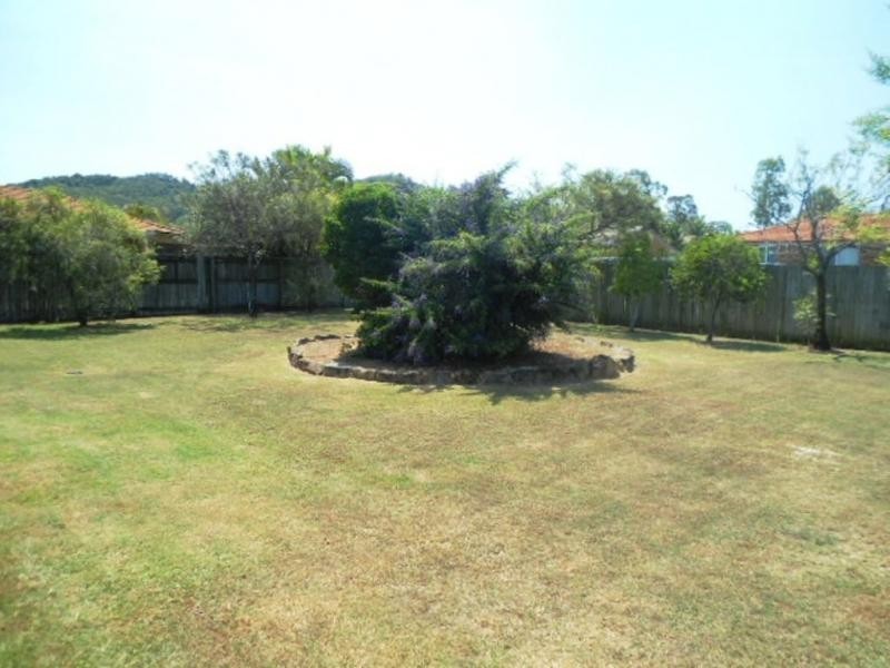 30 Lennon Drive, Windaroo QLD 4207