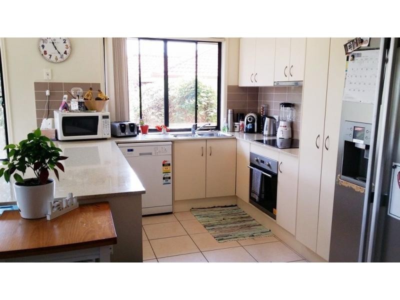 11 Paris Parade, Ormeau QLD 4208