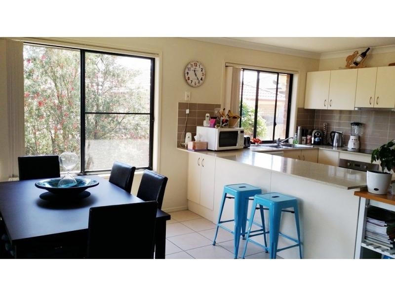 11 Paris Parade, Ormeau QLD 4208