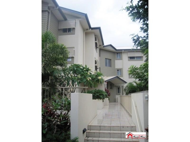 5/13D Wyndham Avenue, Southport QLD 4215