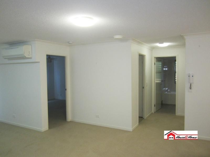 5/13D Wyndham Avenue, Southport QLD 4215