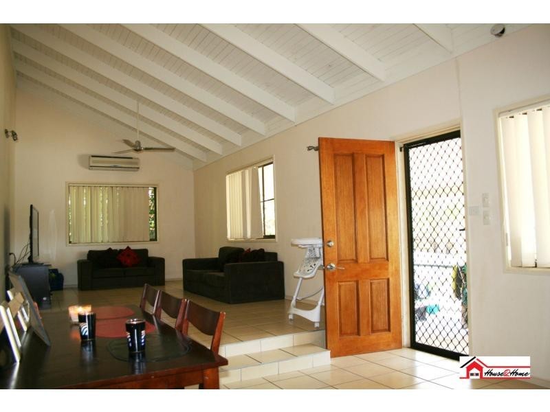 Mount Warren Park QLD 4207