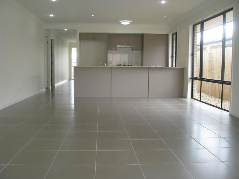 107 Brookside Circuit, Ormeau QLD 4208