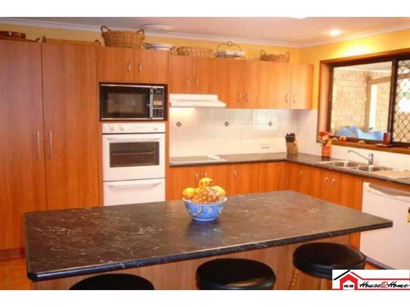 1 Plover Drive, Eagleby QLD 4207