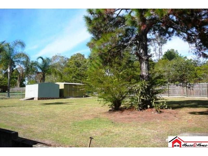 1 Plover Drive, Eagleby QLD 4207