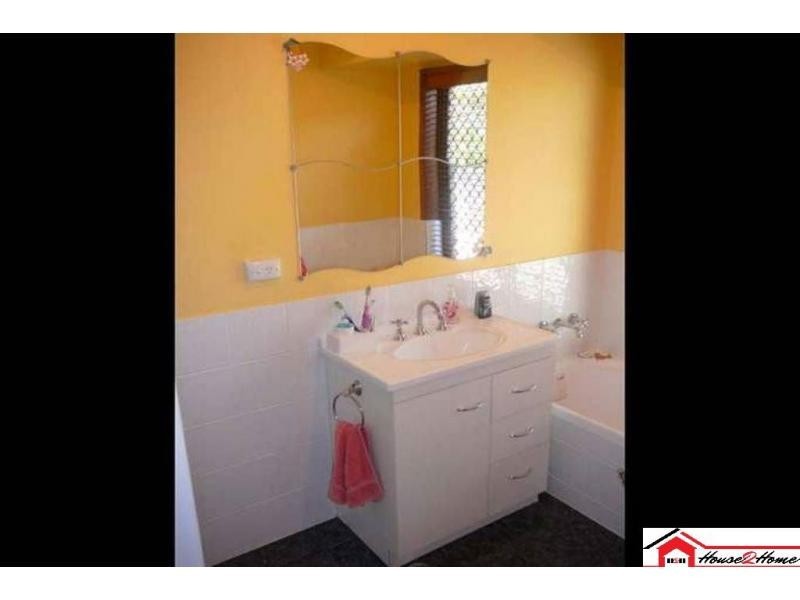 1 Plover Drive, Eagleby QLD 4207