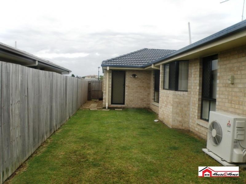 18 Blossom Street, Pimpama QLD 4209