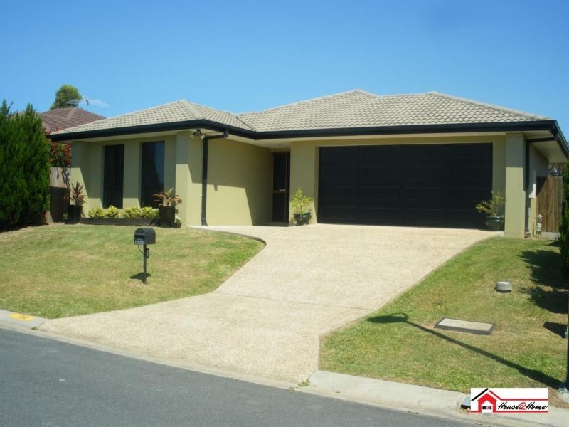 32 Blossom Street, Pimpama QLD 4209