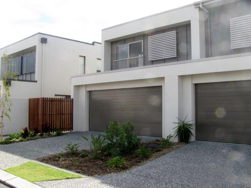 22 La Savina Drive, Coombabah QLD 4216