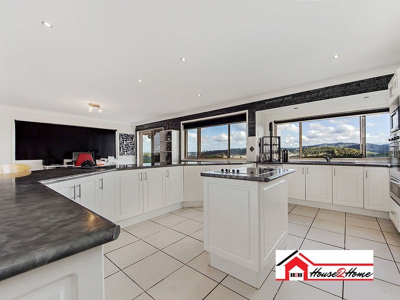 18 Sir Charles Holm Drive, Ormeau Hills QLD 4208