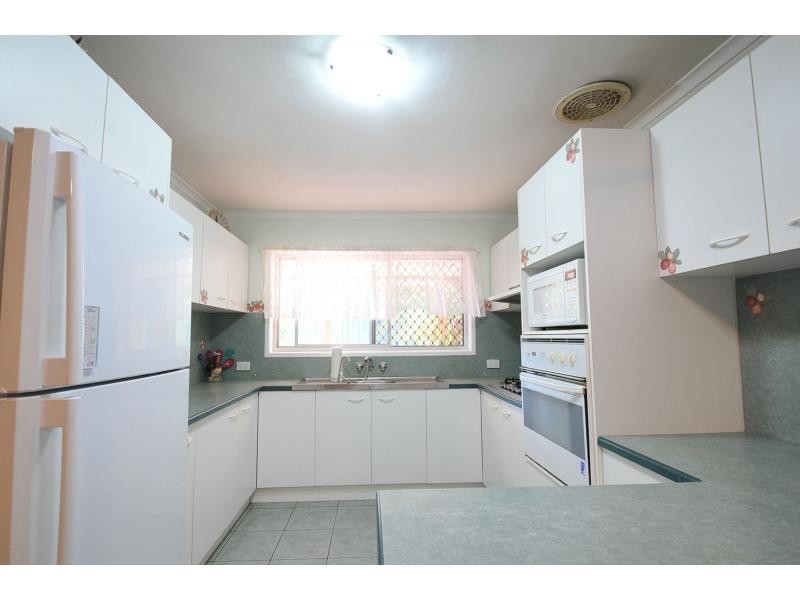 19 Station Road, Loganlea QLD 4131