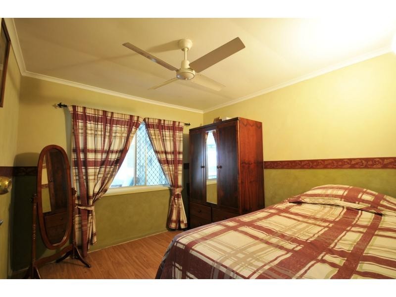 19 Station Road, Loganlea QLD 4131