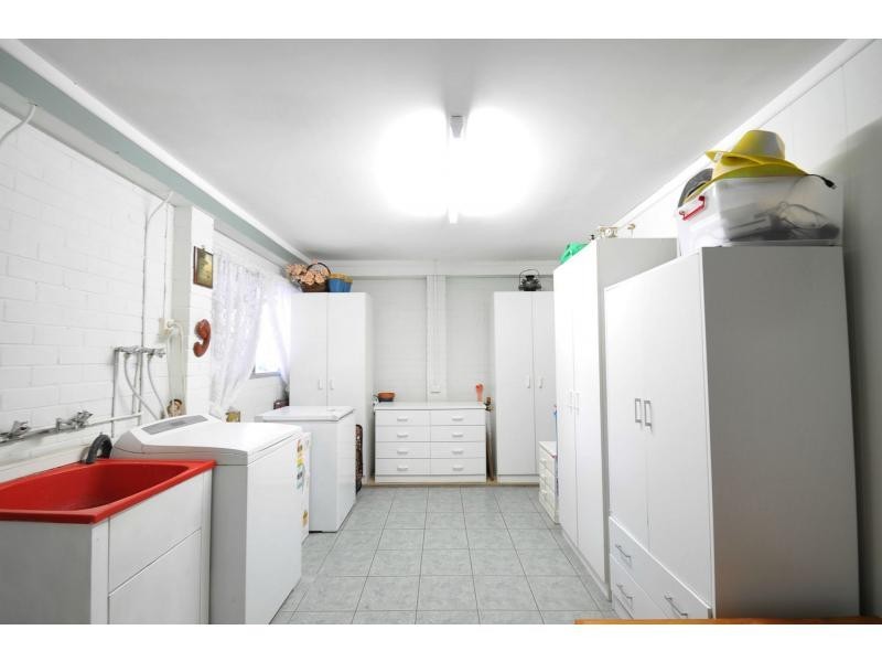 19 Station Road, Loganlea QLD 4131