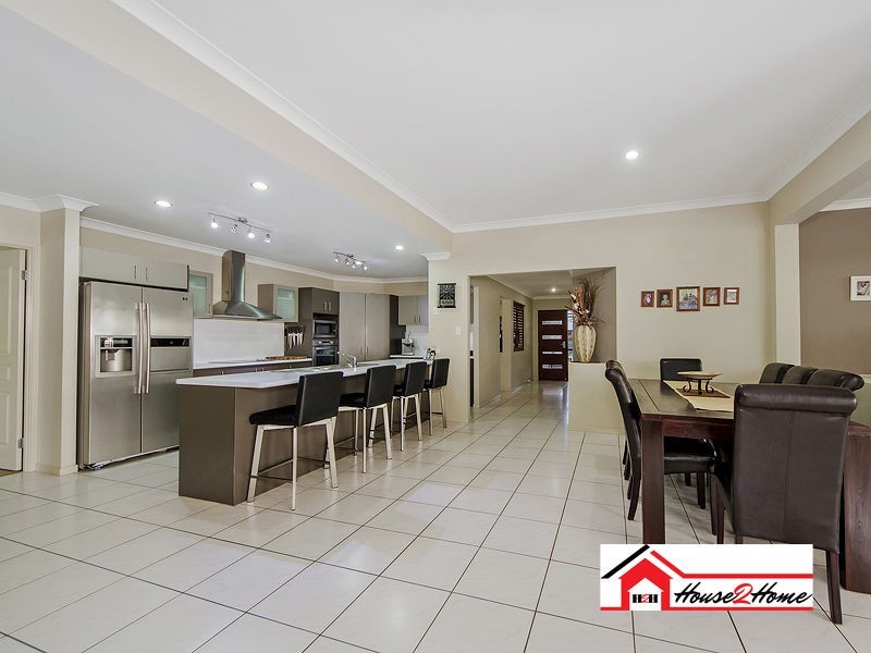 9 Strathburn Crescent, Ormeau QLD 4208