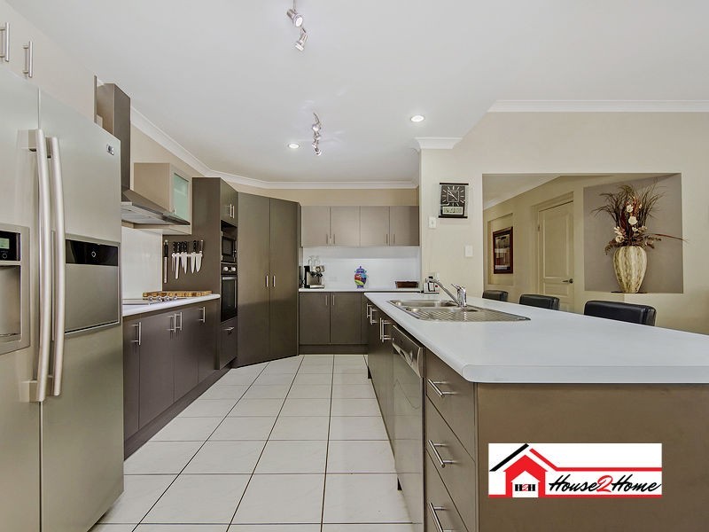 9 Strathburn Crescent, Ormeau QLD 4208