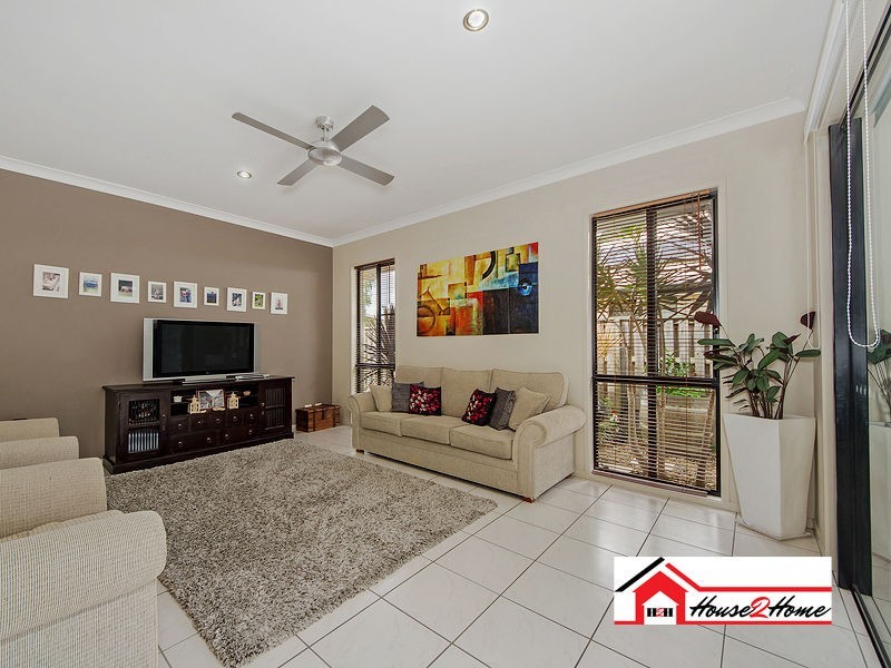 9 Strathburn Crescent, Ormeau QLD 4208
