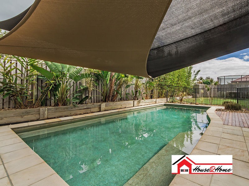 9 Strathburn Crescent, Ormeau QLD 4208