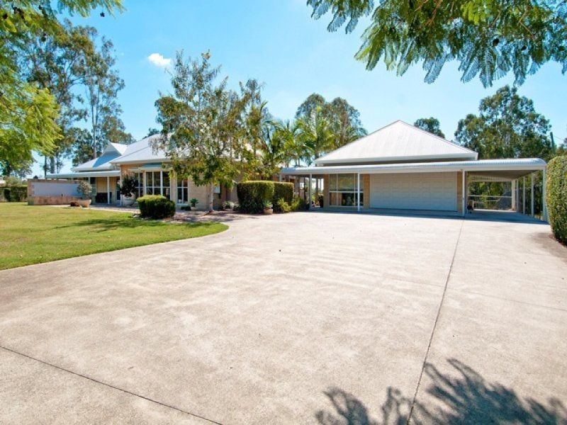 26-28 Kristy Court, Yatala QLD 4207
