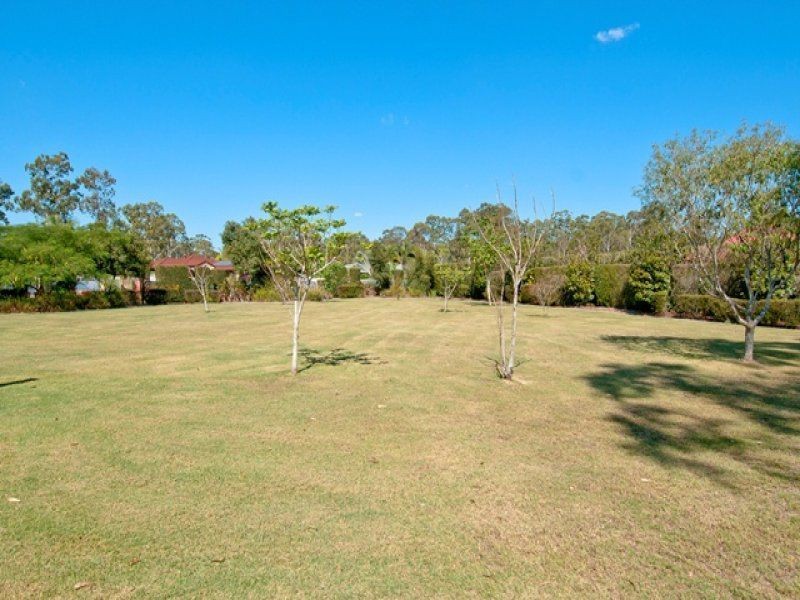 26-28 Kristy Court, Yatala QLD 4207
